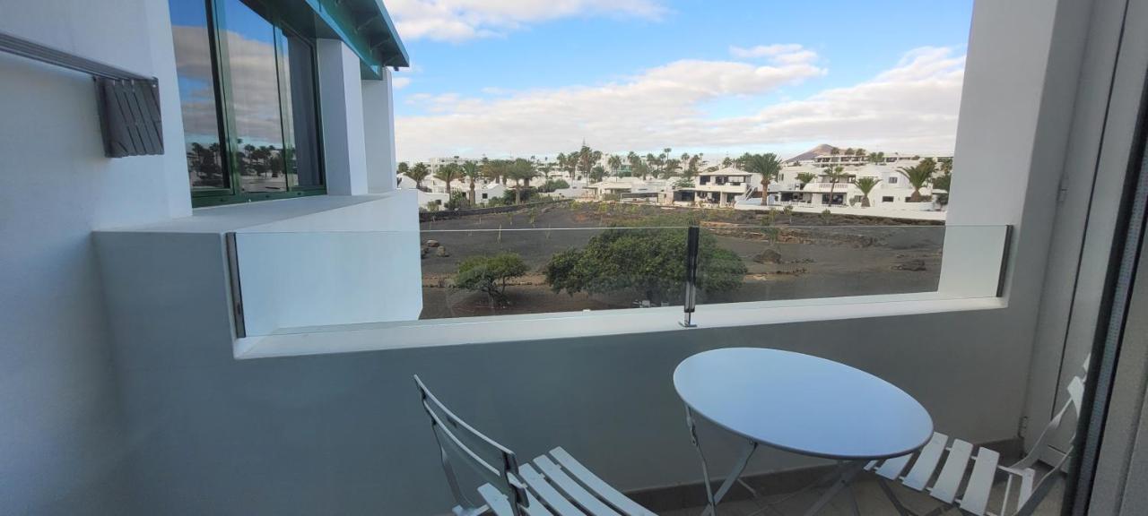 Sabbia Suites Blue Costa Teguise Exterior photo