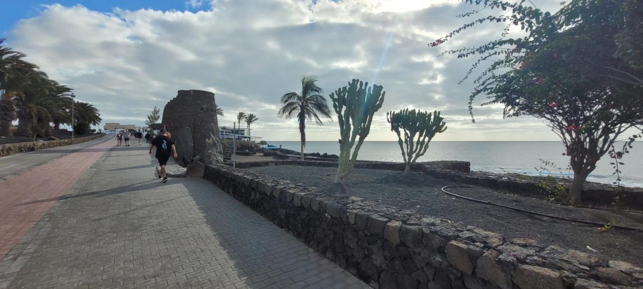 Sabbia Suites Blue Costa Teguise Exterior photo